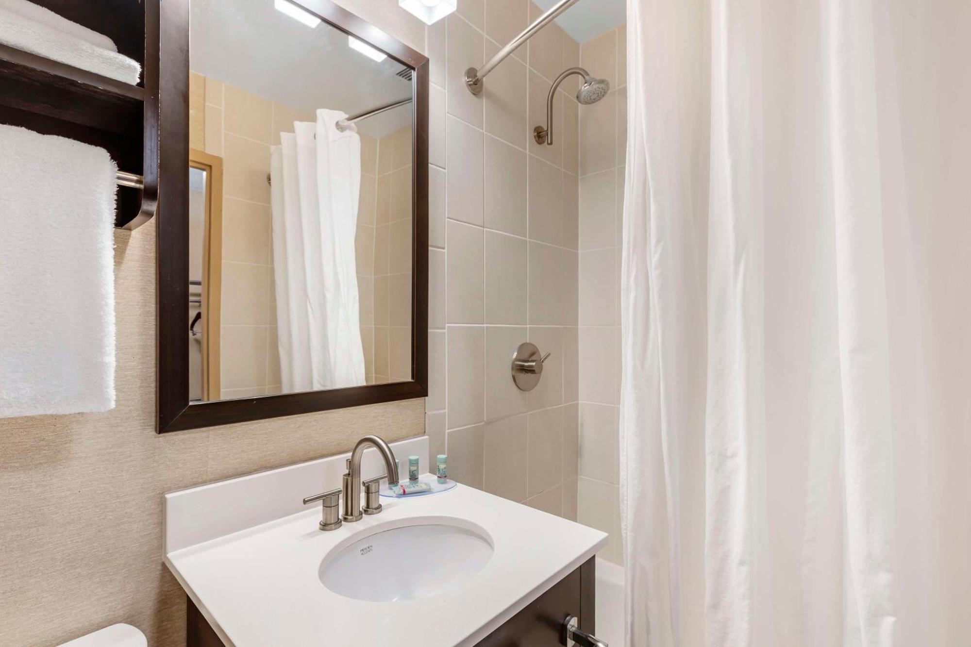 Best Western Watertown/Fort Drum Экстерьер фото
