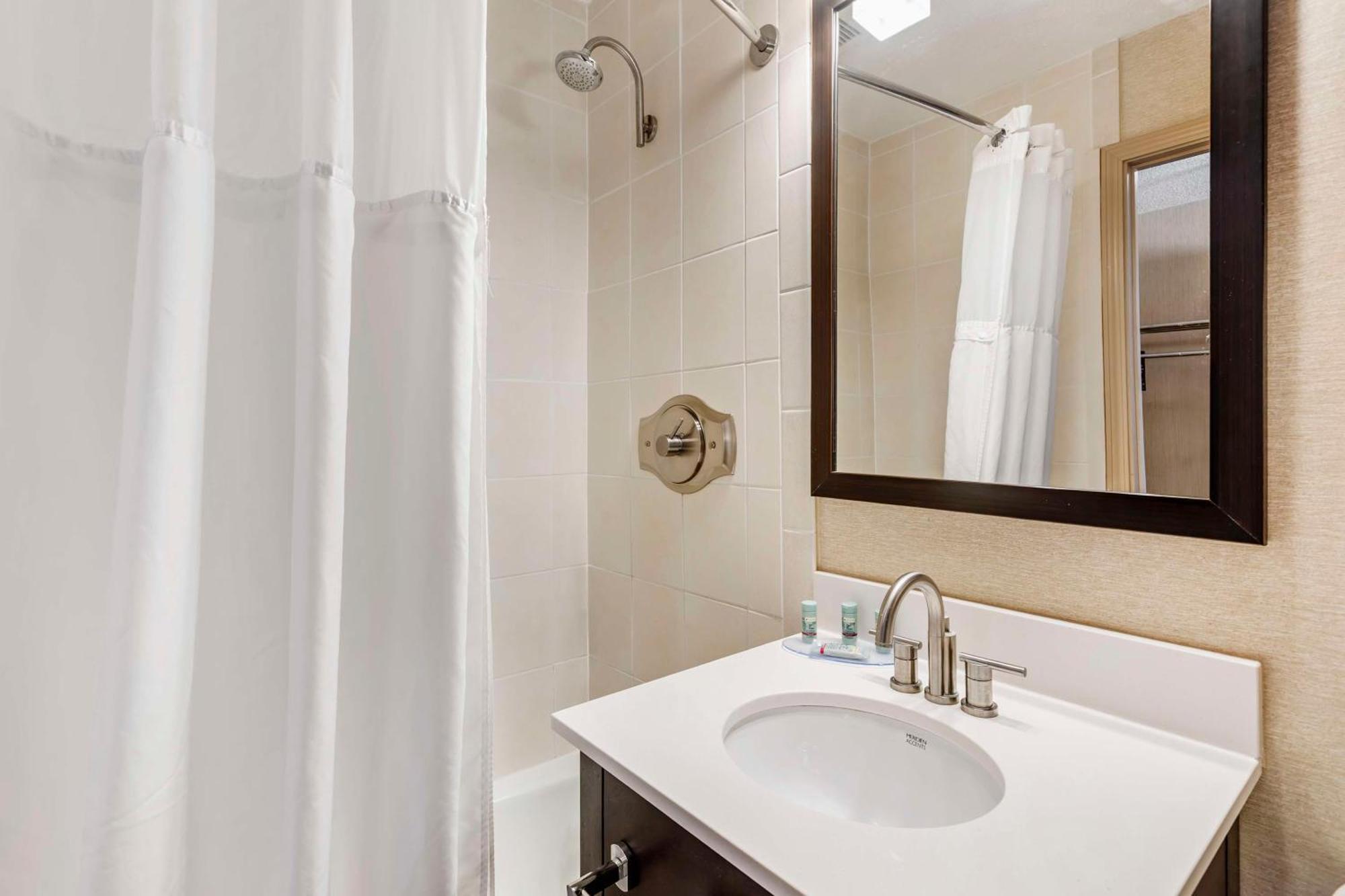 Best Western Watertown/Fort Drum Экстерьер фото