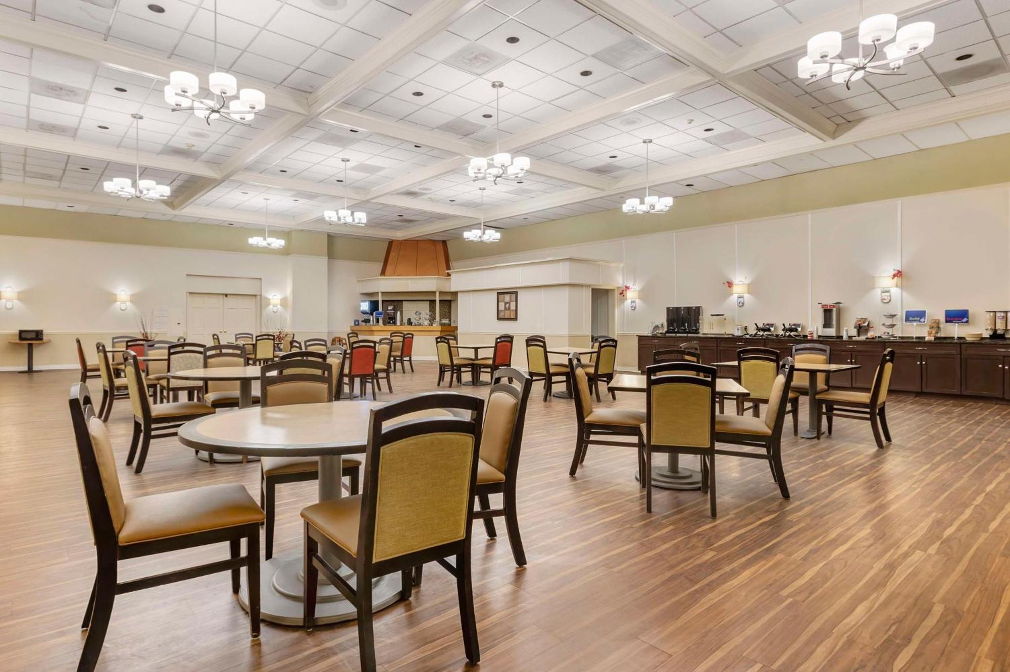 Best Western Watertown/Fort Drum Экстерьер фото